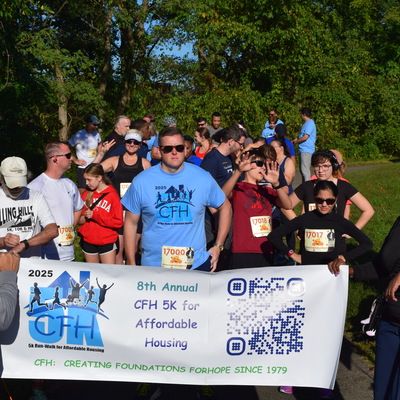 Starting line of the 2025 CFH 5k Run-Walk for Affordable Housing