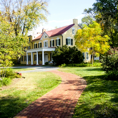 Dodona Manor