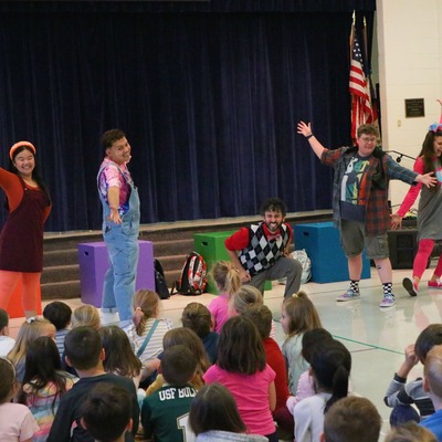 In the fall, our touring show 5 Ways To Make A Friend shred SEL skills with thousands of students