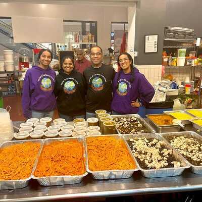NEST4US founders joined us at our kitchen to cook meals for Shelters.