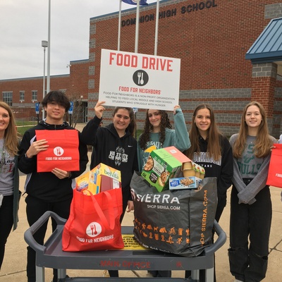 School group 2022: Ms. Henderson & her Dominion HS Writing Center tutors held a food drive for FFN.