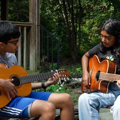 Guitar Lessons with Sarika!